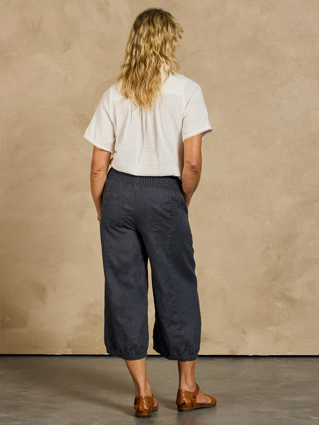 Marrakech French Linen Cropped Pants Charcoal