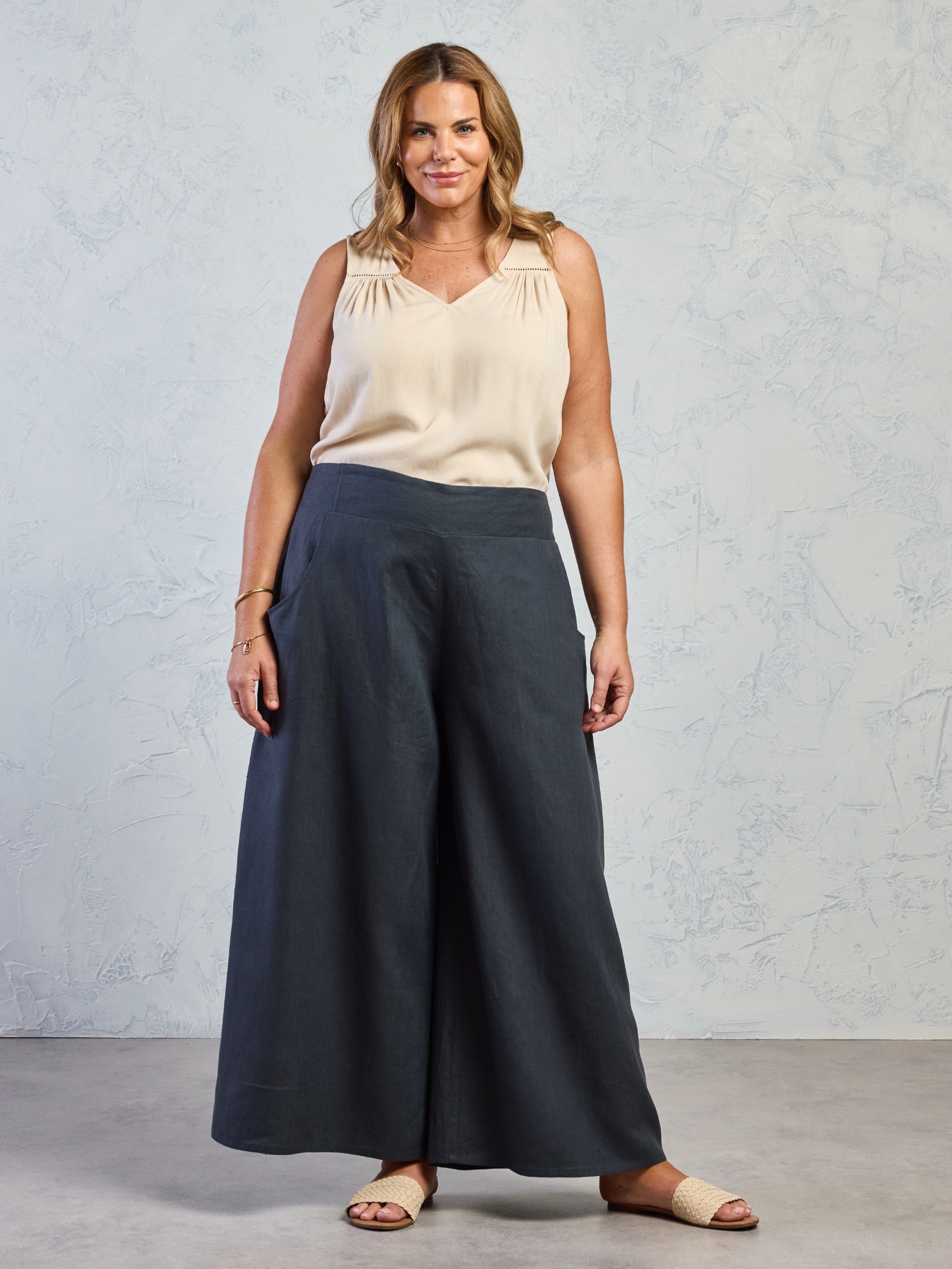 Portillo French Linen Pants Charcoal