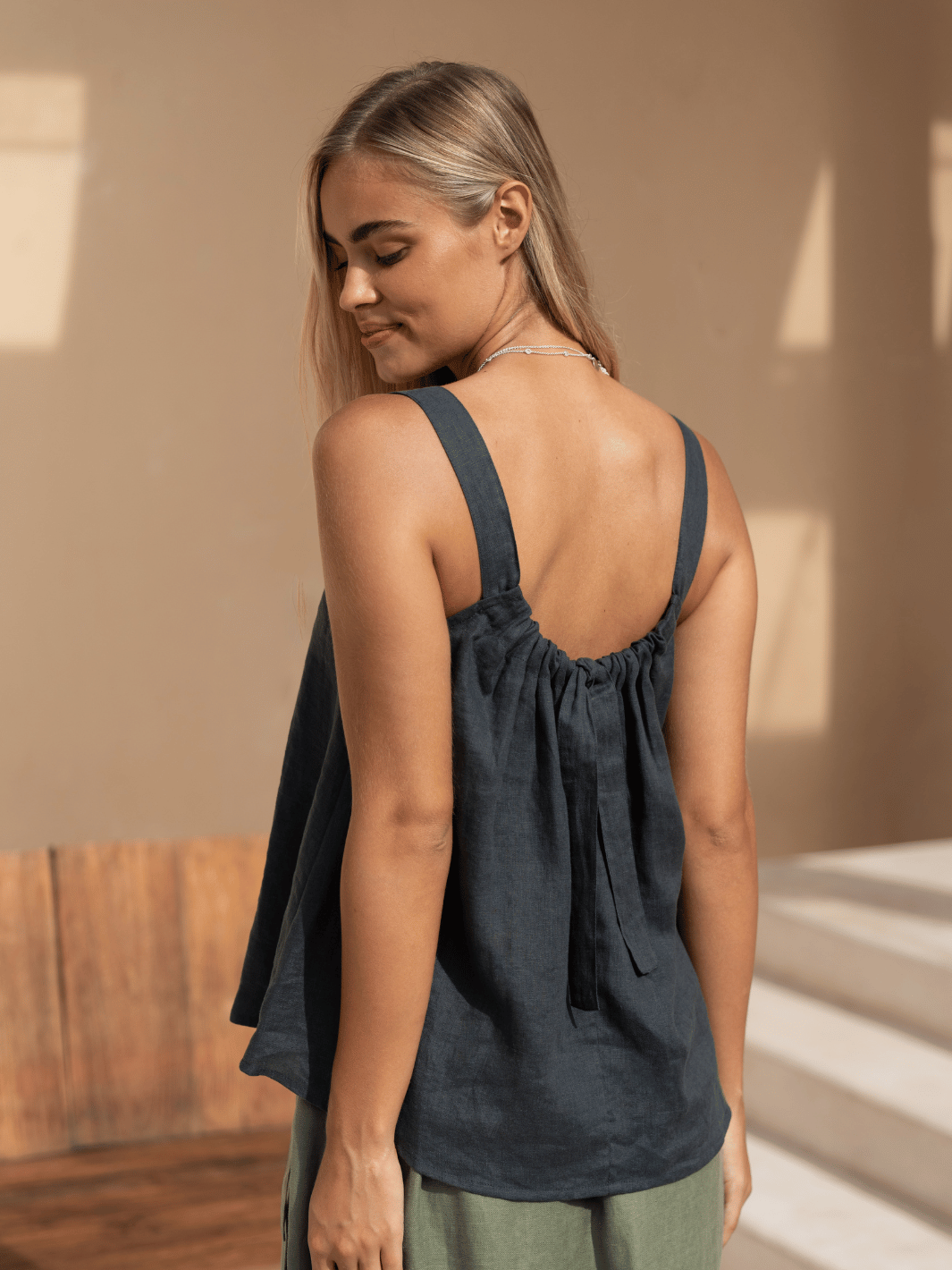 Soella Linen Top Charcoal