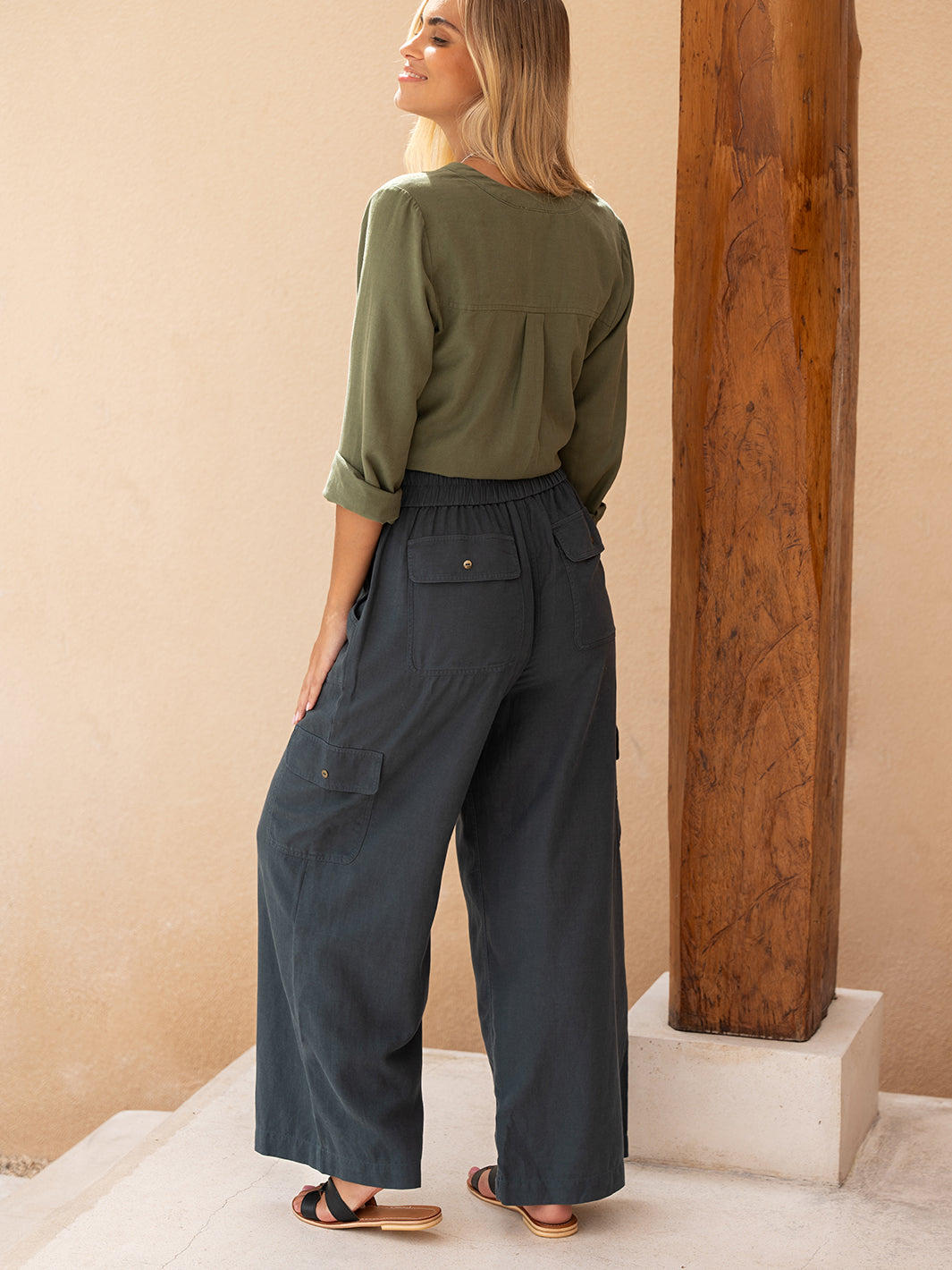 Crusoe Cargo Pants Charcoal