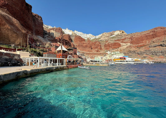 Santorini travel guide