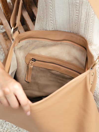 Bologna Crossbody Leather Bag Tan