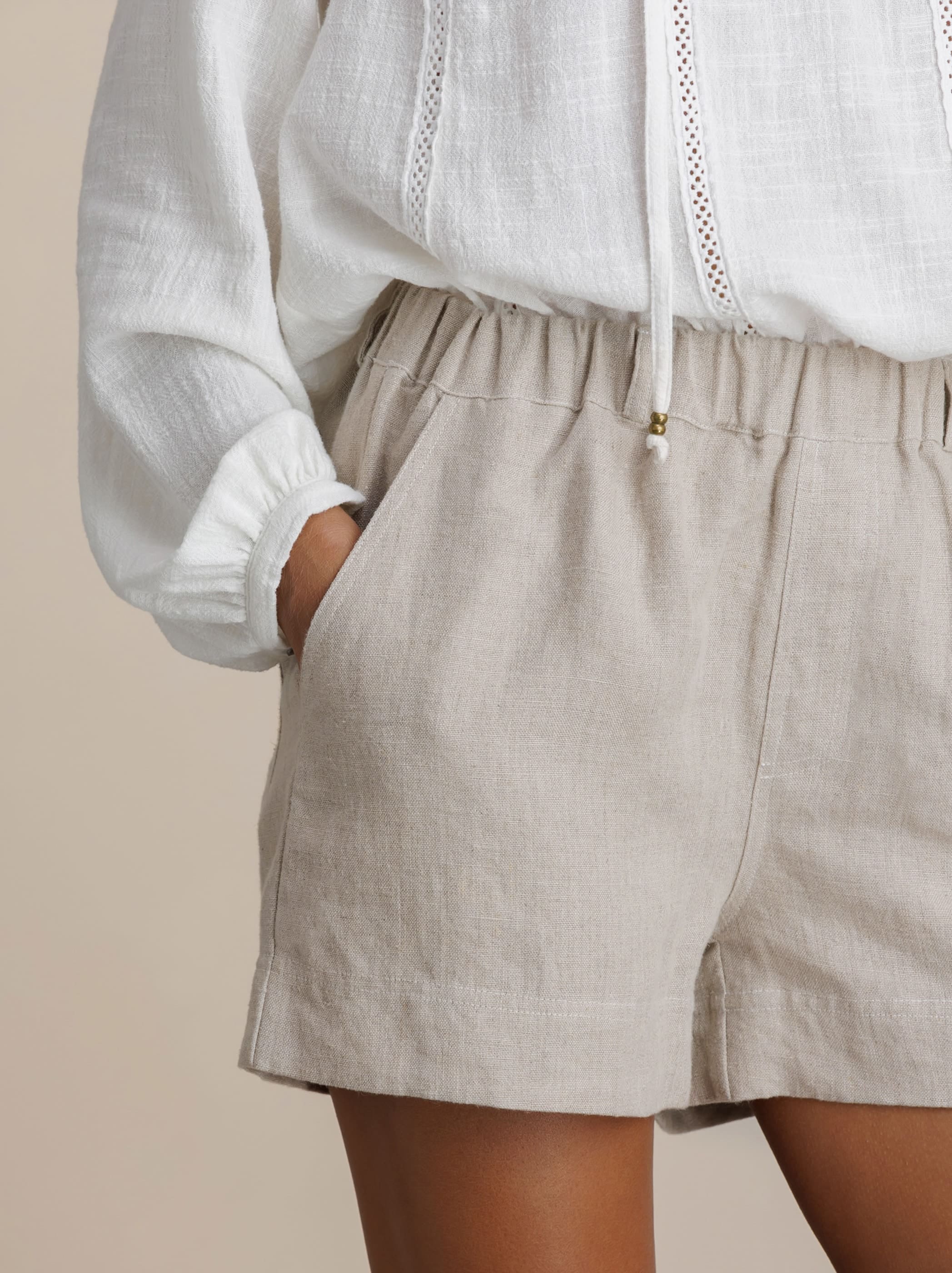 Dahlia Linen Shorts Flax