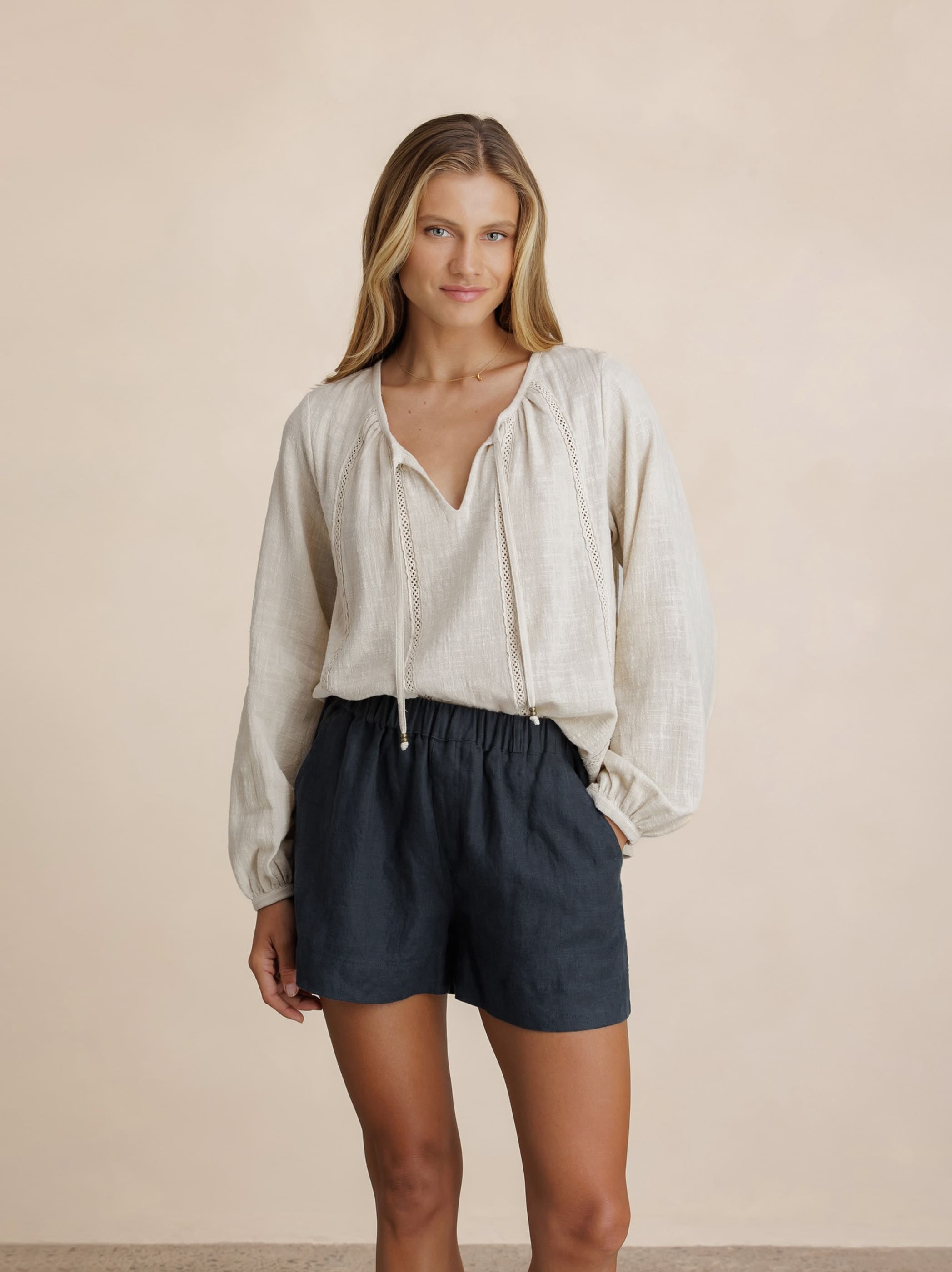 Dahlia Linen Shorts Charcoal