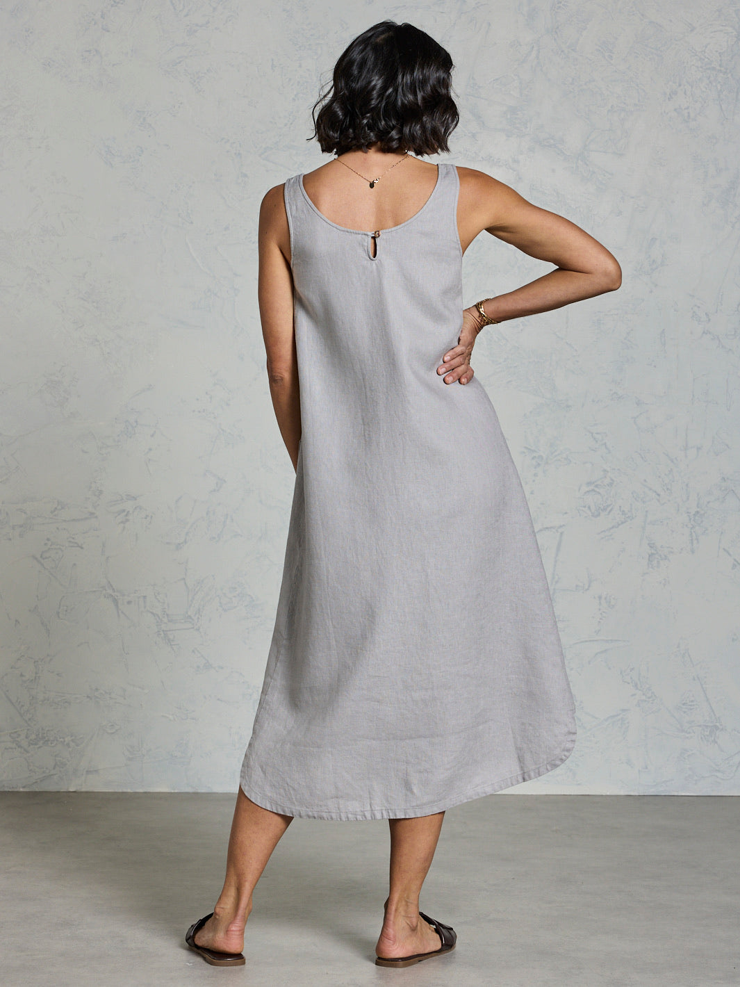 Laurel Linen Dress Fog (L/14) | Women's Sustainable Linen Dresses Laurel Linen Dress Fog (L/14) | Women's Sustainable Linen Dresses