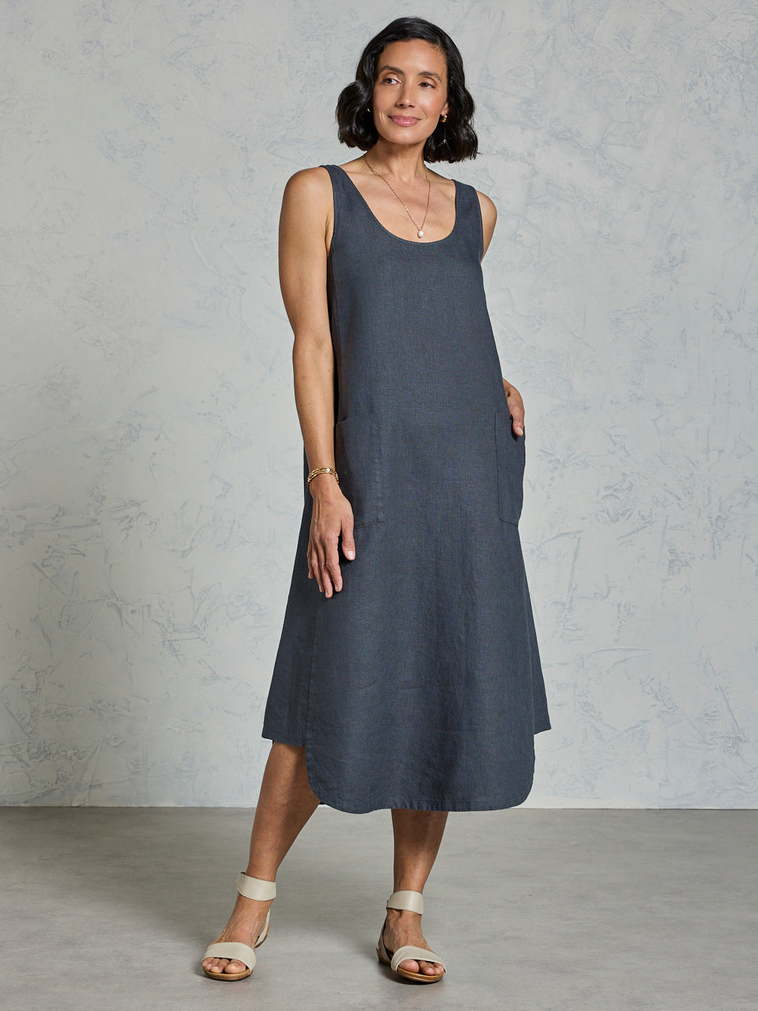 Laurel Linen Dress Charcoal (L/14) | Women's Sustainable Linen Dresses