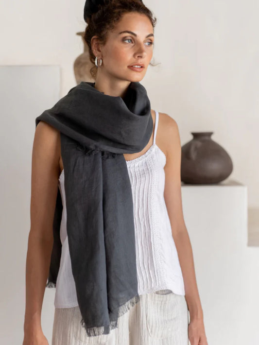 Omari Linen Scarf Charcoal