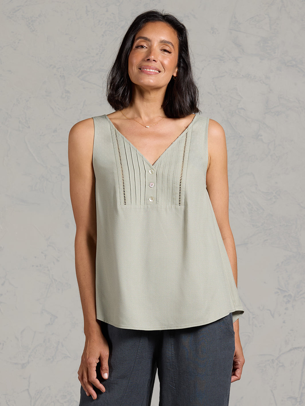 Lili Bamboo Top Dusty Sage