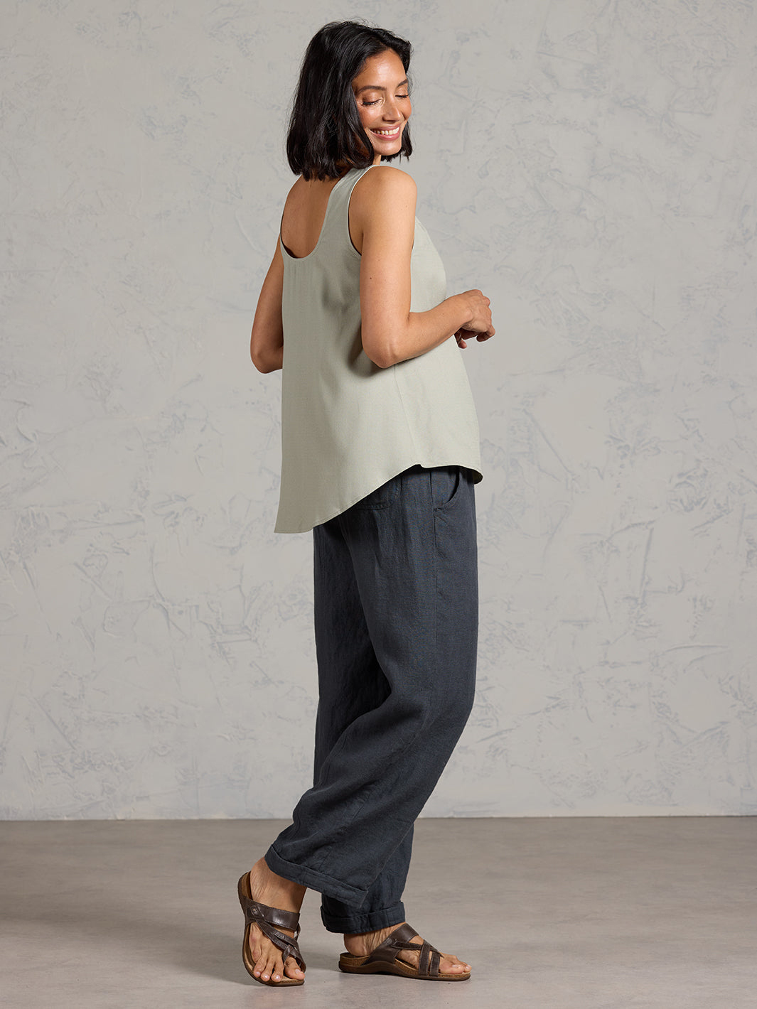 Lili Bamboo Top Dusty Sage