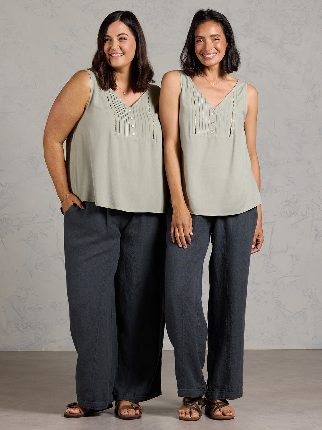 Lili Bamboo Top Dusty Sage