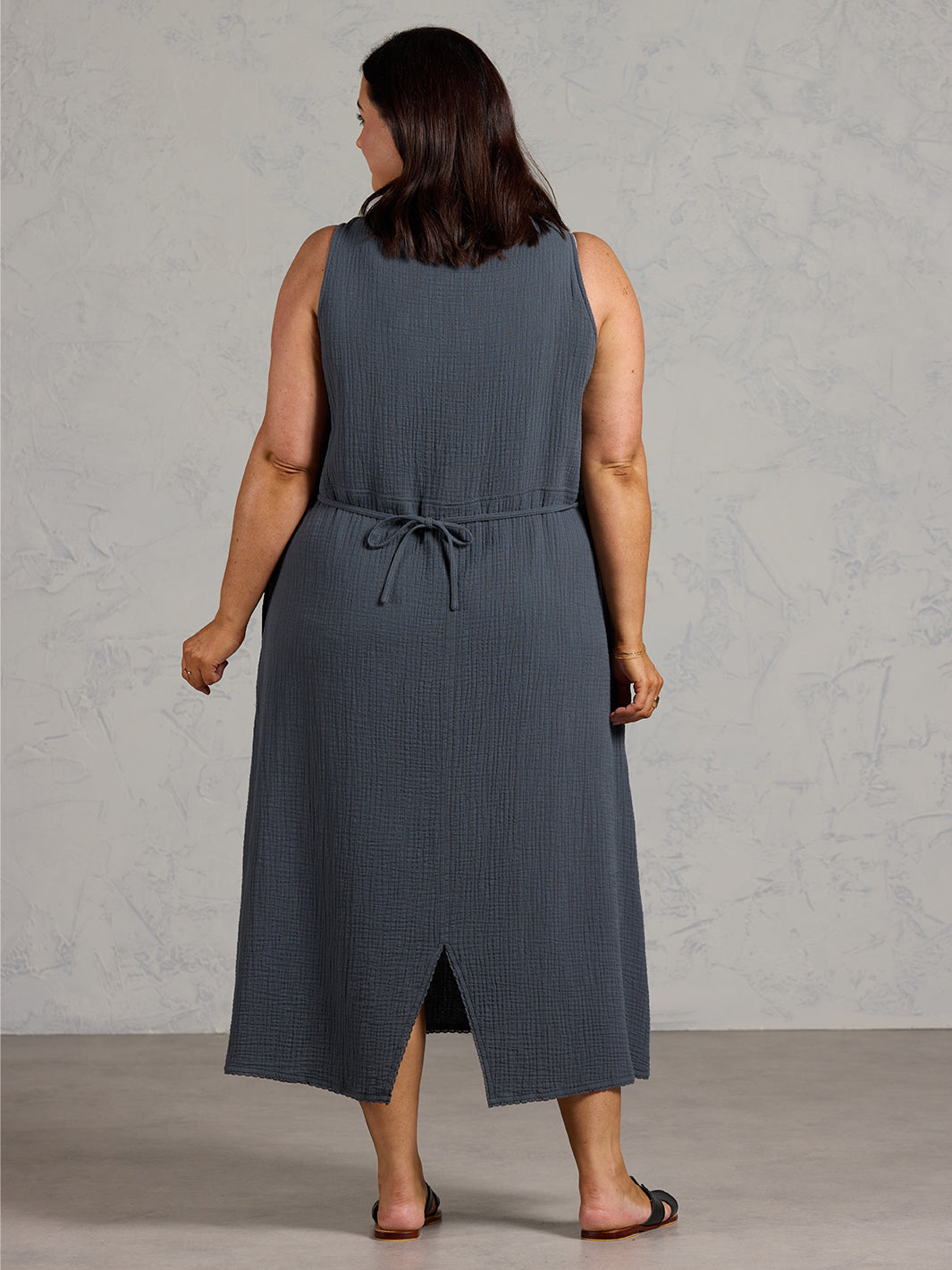 Magnolia Cotton Dress Charcoal