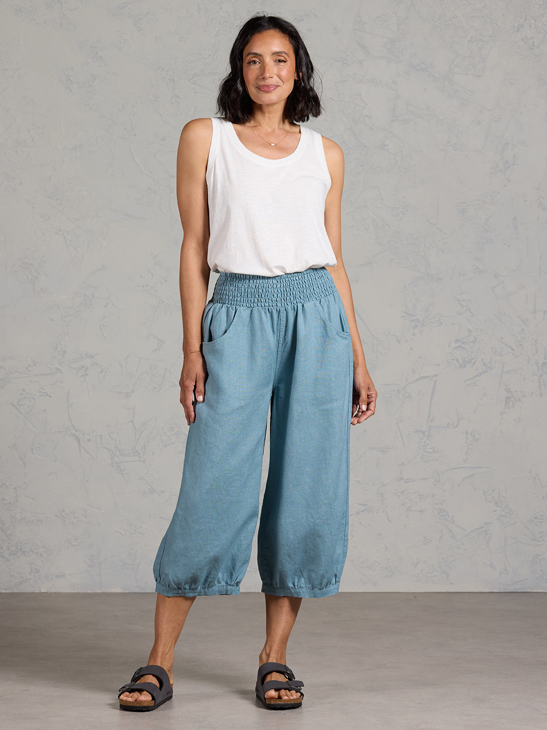Marrakech French Linen Cropped Pants Tahiti Blue